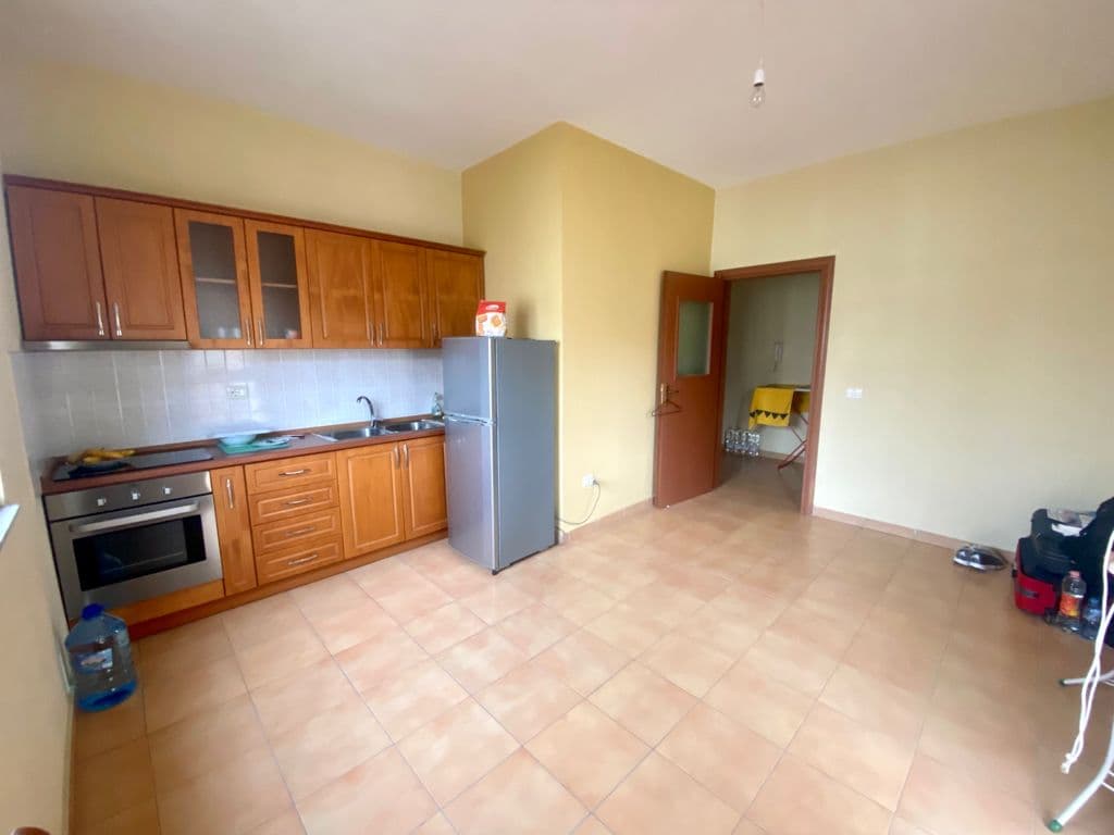 SHITET APARTAMENT 1+1 RRUGA HYSEN MYSHKETA, DURRES.