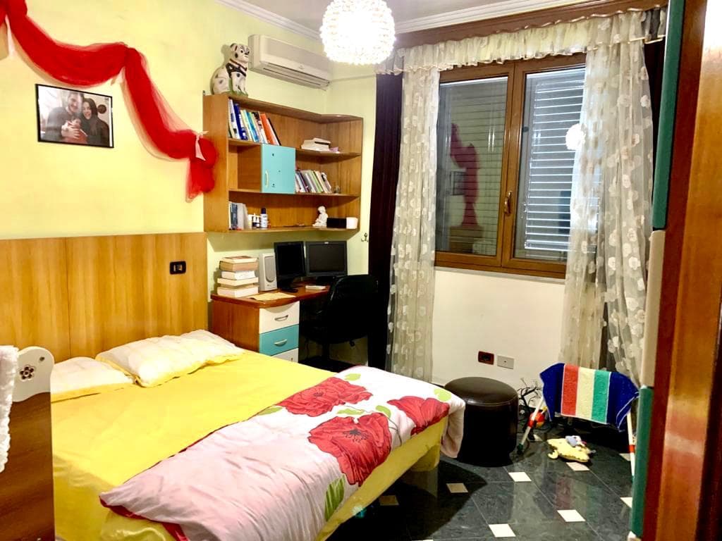 JEPET ME QERA APARTAMENT 2+1, PRANE TATIM TAKSAVE , DURRES. 4