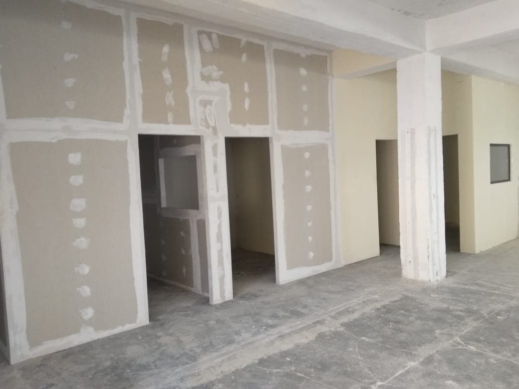 JEPET ME QERA MAGAZINE 2 KATESHE PRANE PORTIT,DURRES!