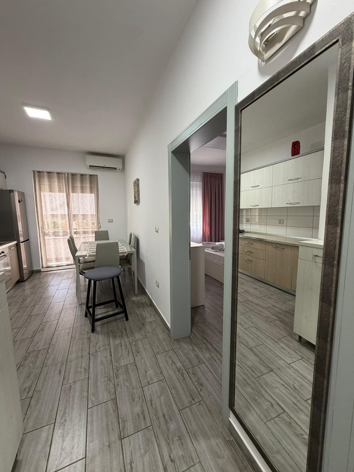 JEPET ME QERA APARTAMENT 2+1, BULEVARDI DYRRAH, DURRES 4