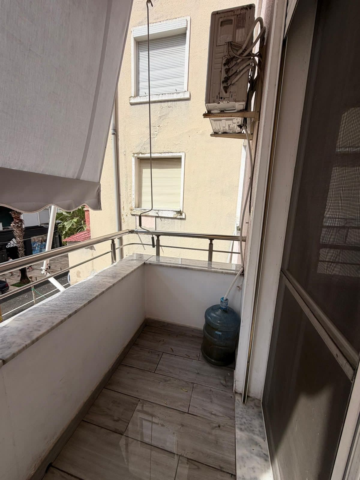 JEPET ME QERA APARTAMENT 2+1, BULEVARDI DYRRAH, DURRES 2