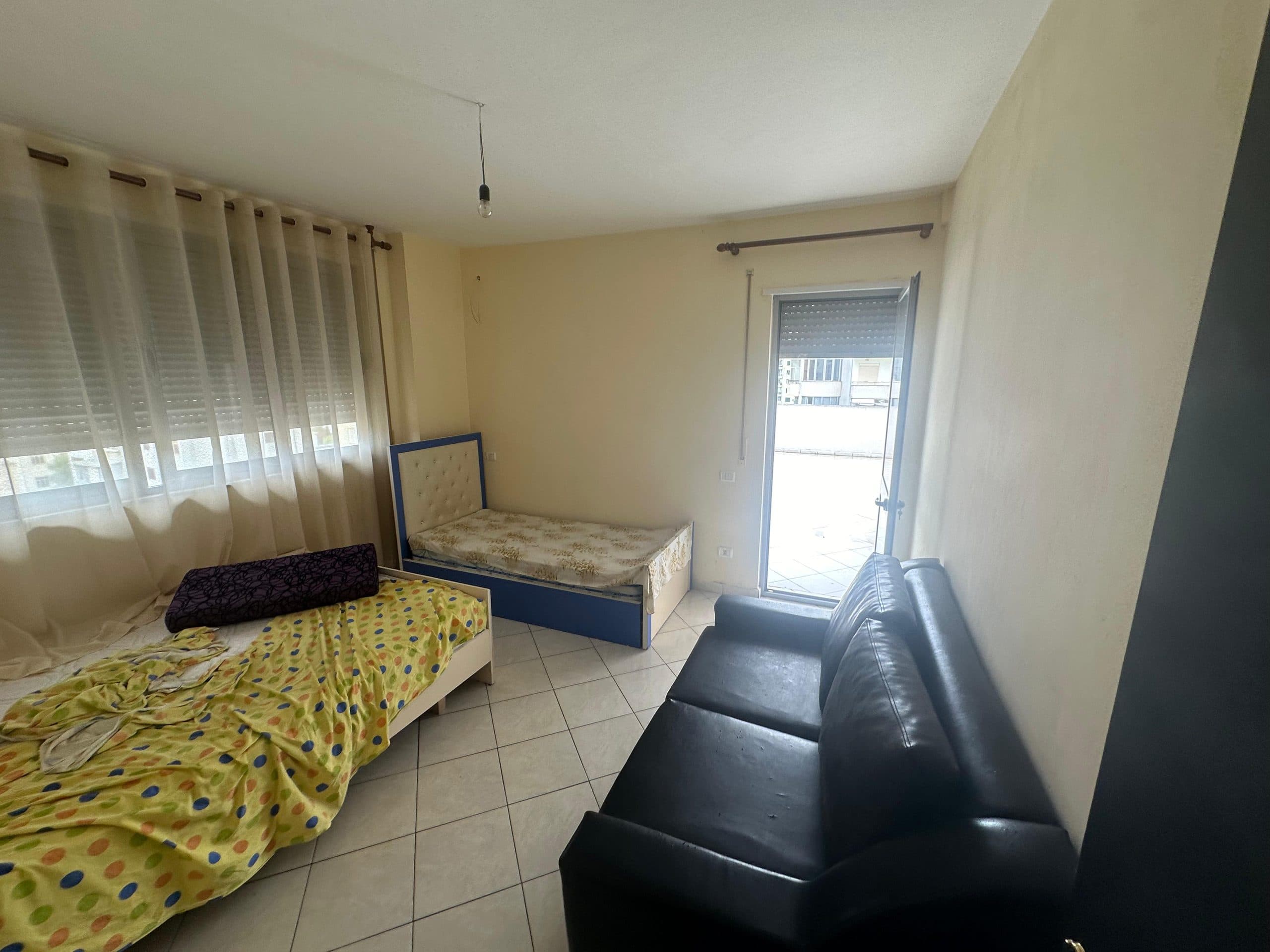 JEPET ME QERA APARTAMENT 2+1, KOPSHTI SOTIR NOKA, DURRES. 2