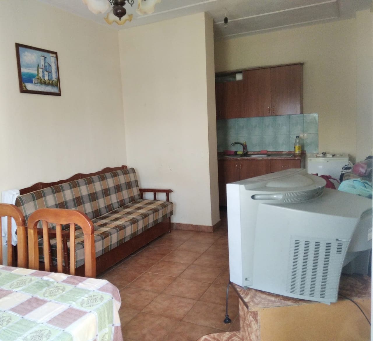 SHITET APARTAMENT 1+1 PRANE HOTEL FLORIDA,PLAZH,DURRES