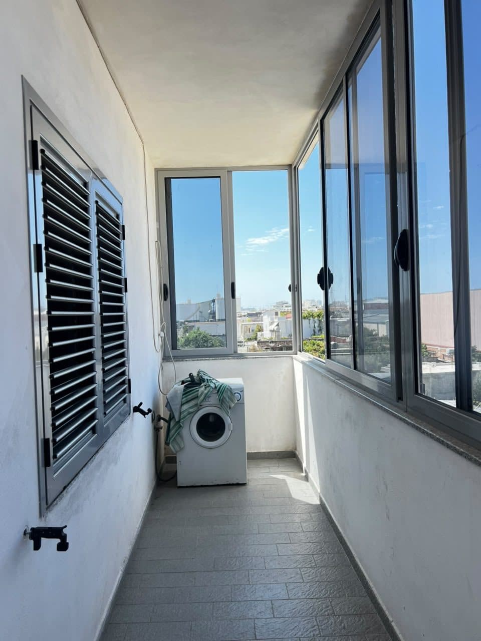 JEPET ME QERA APARTAMENT 2+1 NE ZONEN E SHKOZETIT, DURRES 3