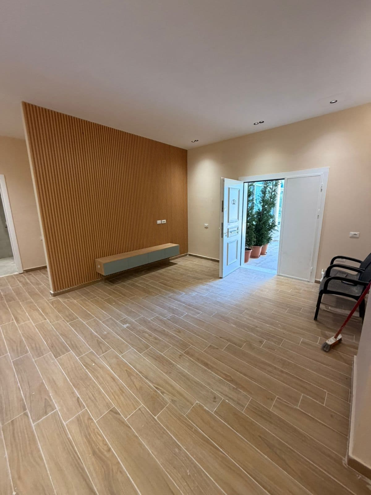 SHITET APARTAMENT 2+1 SHKEMBI I KAVAJES, GOLEM 2