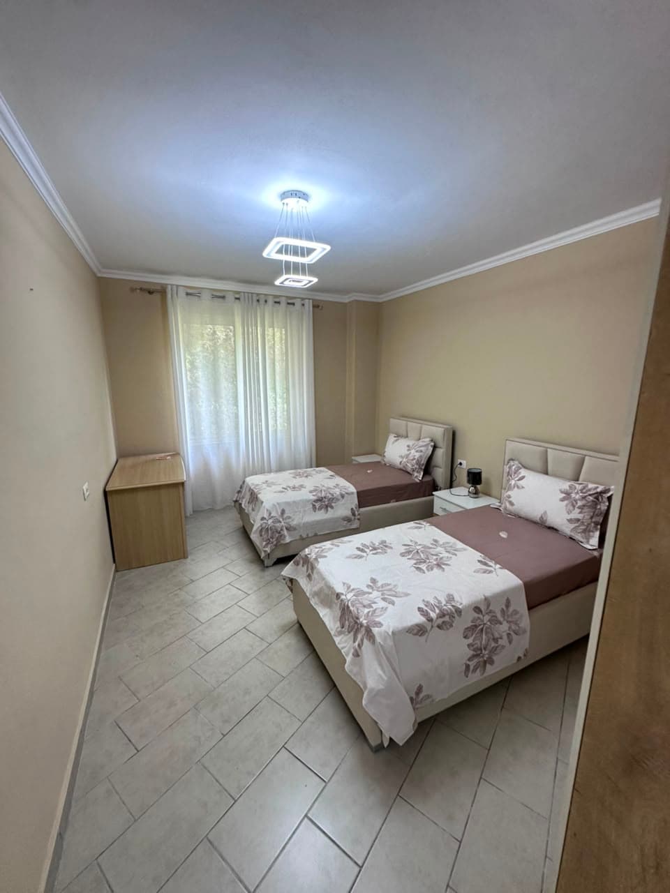 JEPET ME QERA APARTAMENT 2+1 NE ZONEN E VOLLGES, DURRES 4