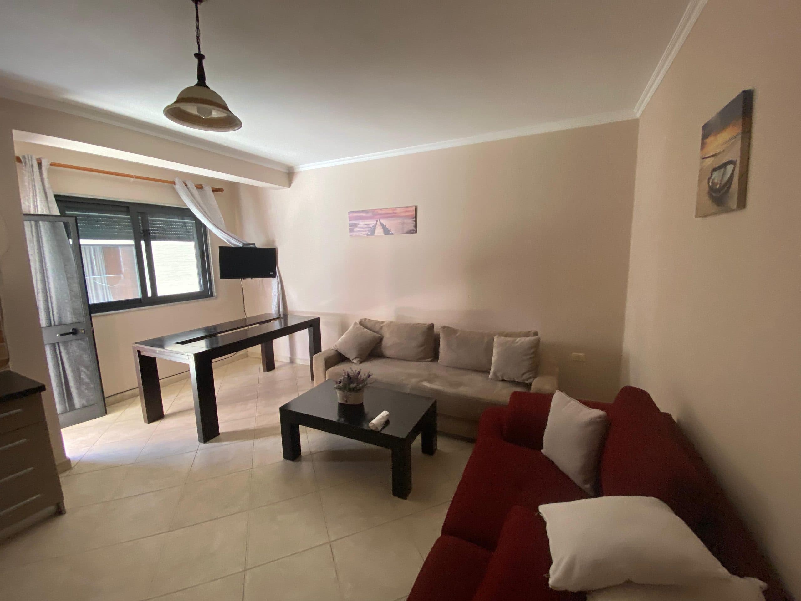JEPET ME QERA APARTAMENT 1+1, PRANE ROYAL, PLAZH, DURRES
