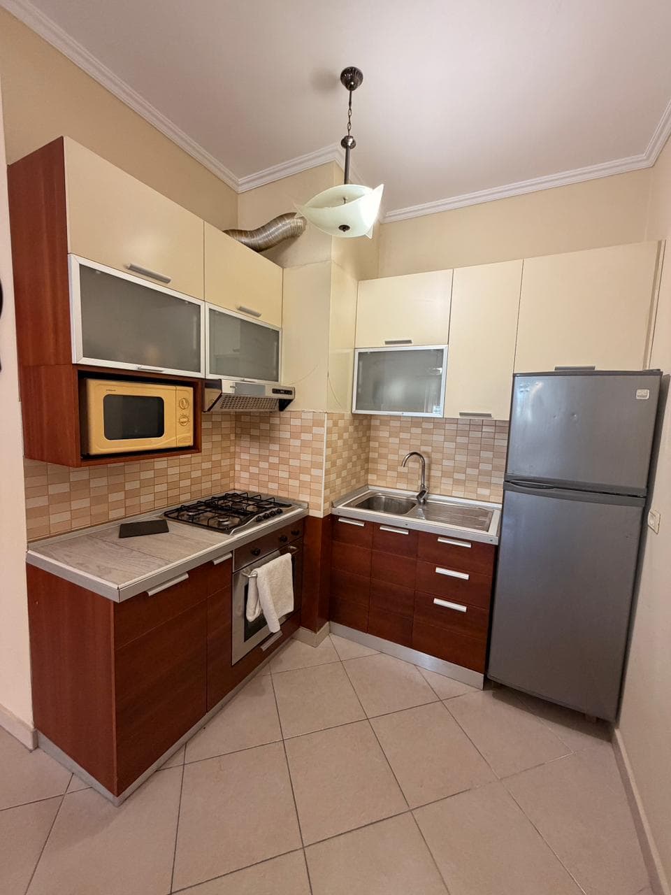 JEPET ME QERA APARTAMENT 1+1 PRANE SFINKSIT VOLLGA, DURRES 2
