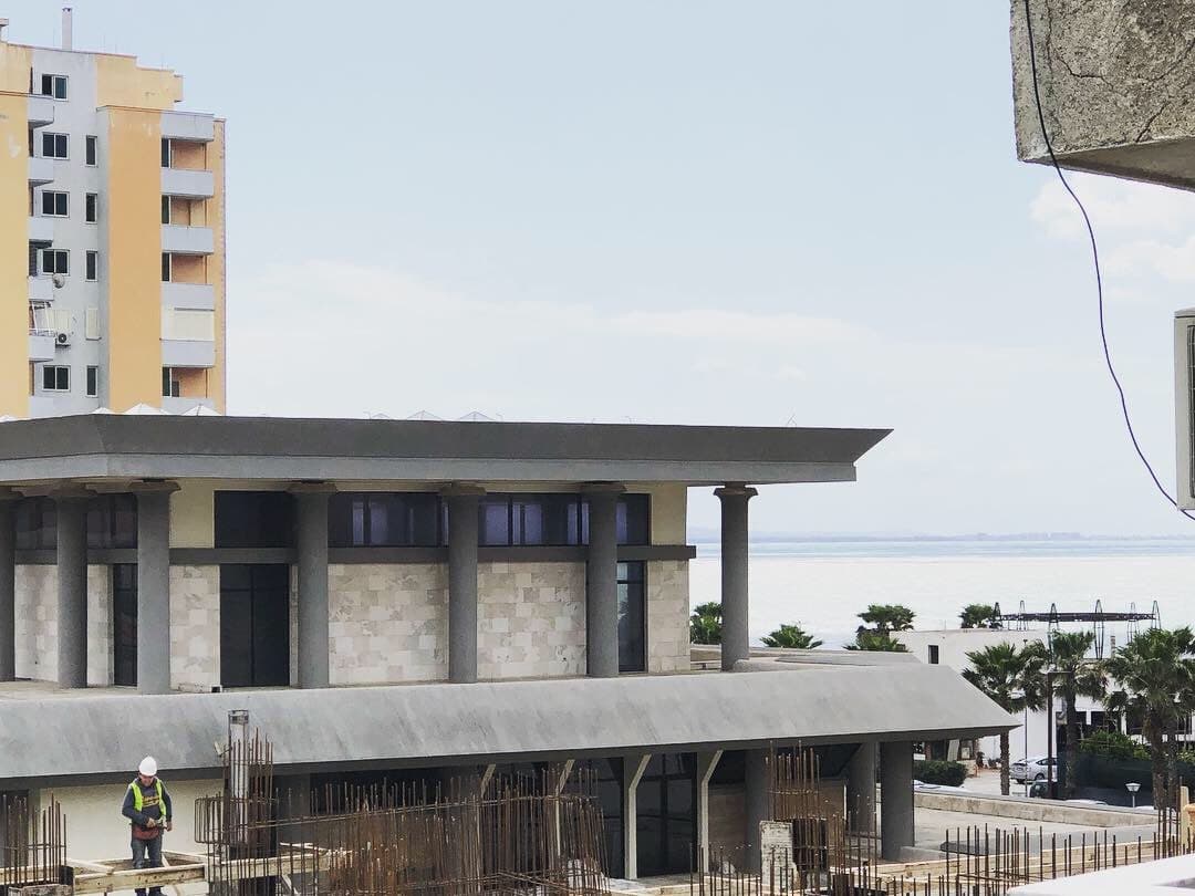 SHITET APARTAMENT 2+1 PRANE MUZEUT ARKEOLOGJIK,DURRES! 2