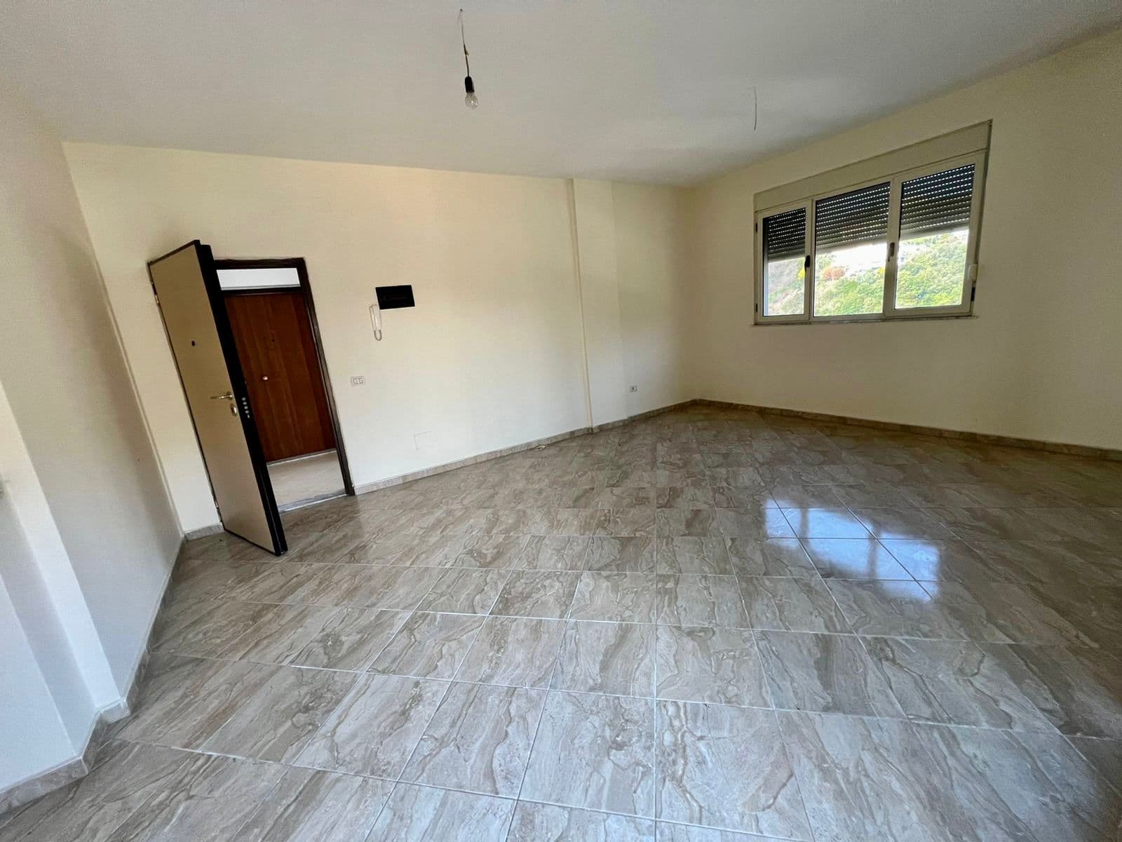 SHITET APARTAMENT 2+1 ME PAMJE NGA DETI PRANE MAJESTIC, GOLEM, DURRES. 3