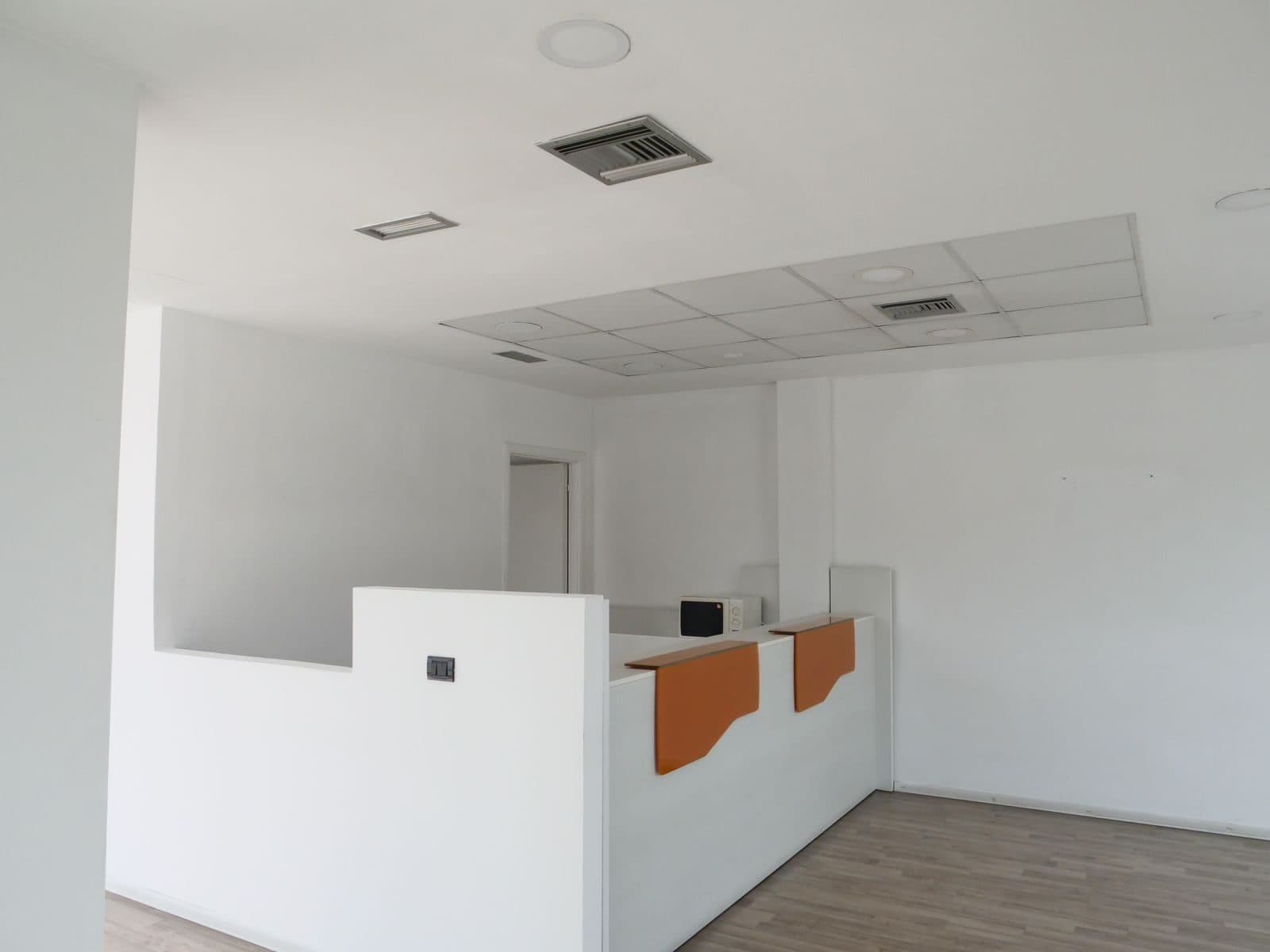 JEPET ME QERA AMBIENT BIZNESI 2 KATESH, SHKOZET , DURRES. 4