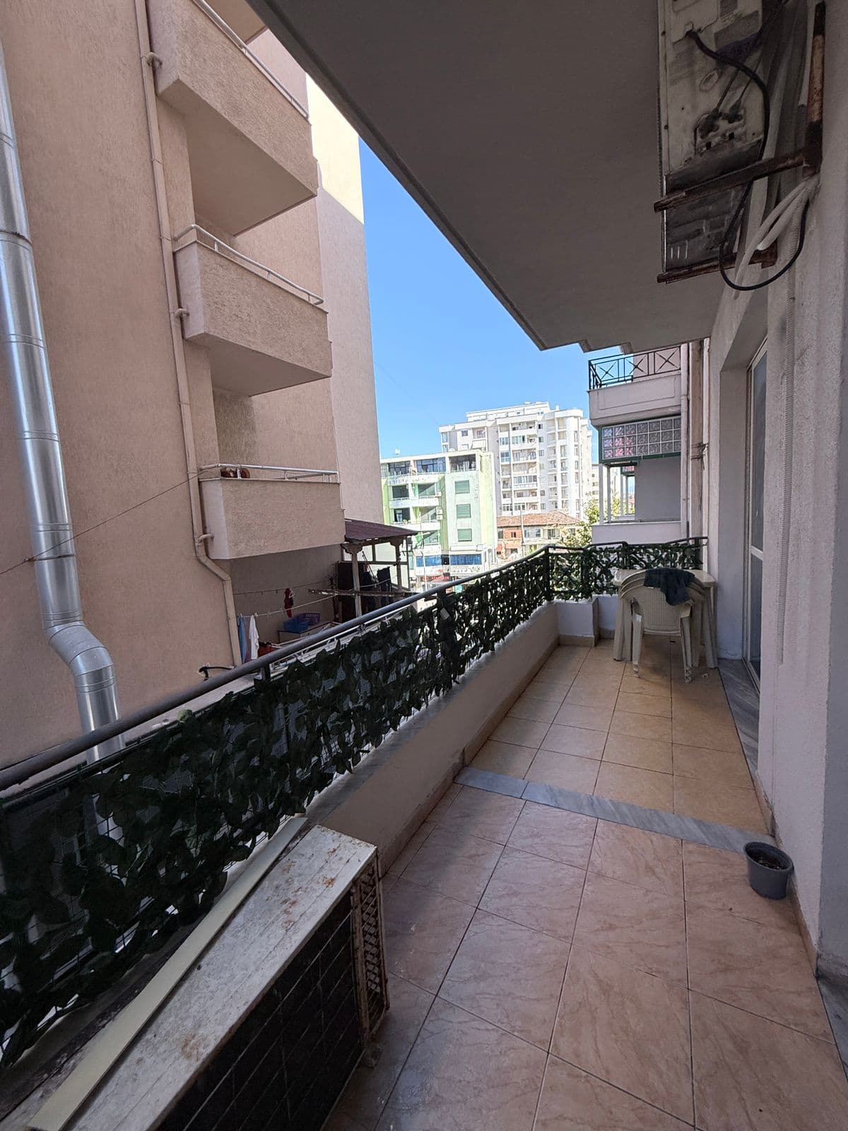 JEPET ME QERA APARTAMENT 1+1 ZONA PLAZH TEK ADREATIK HOTEL 2