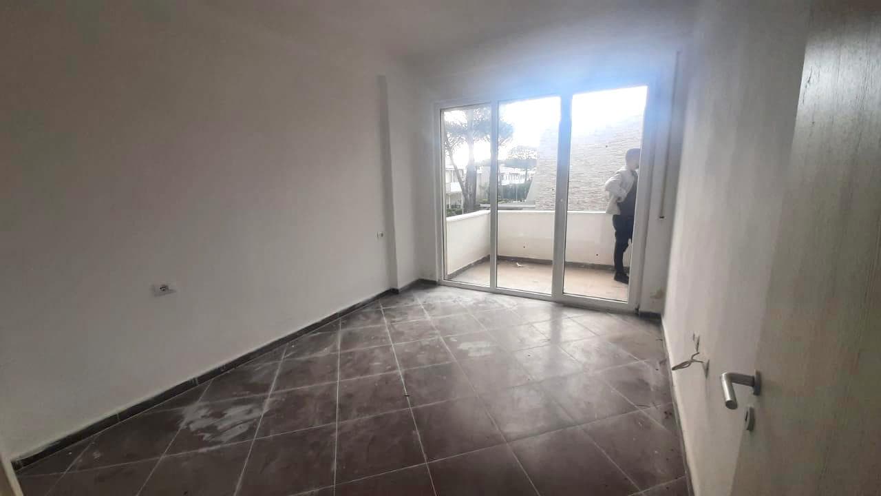 SHITET APARTAMENT 2+1 PRANE KOMPLEKSIT LURA 3, GJIRI I LALEZIT, DURRES 4