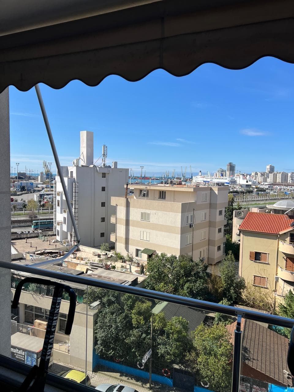 SHITET APARTAMENT 2+1 TE PALLATI PORT VIEW 4