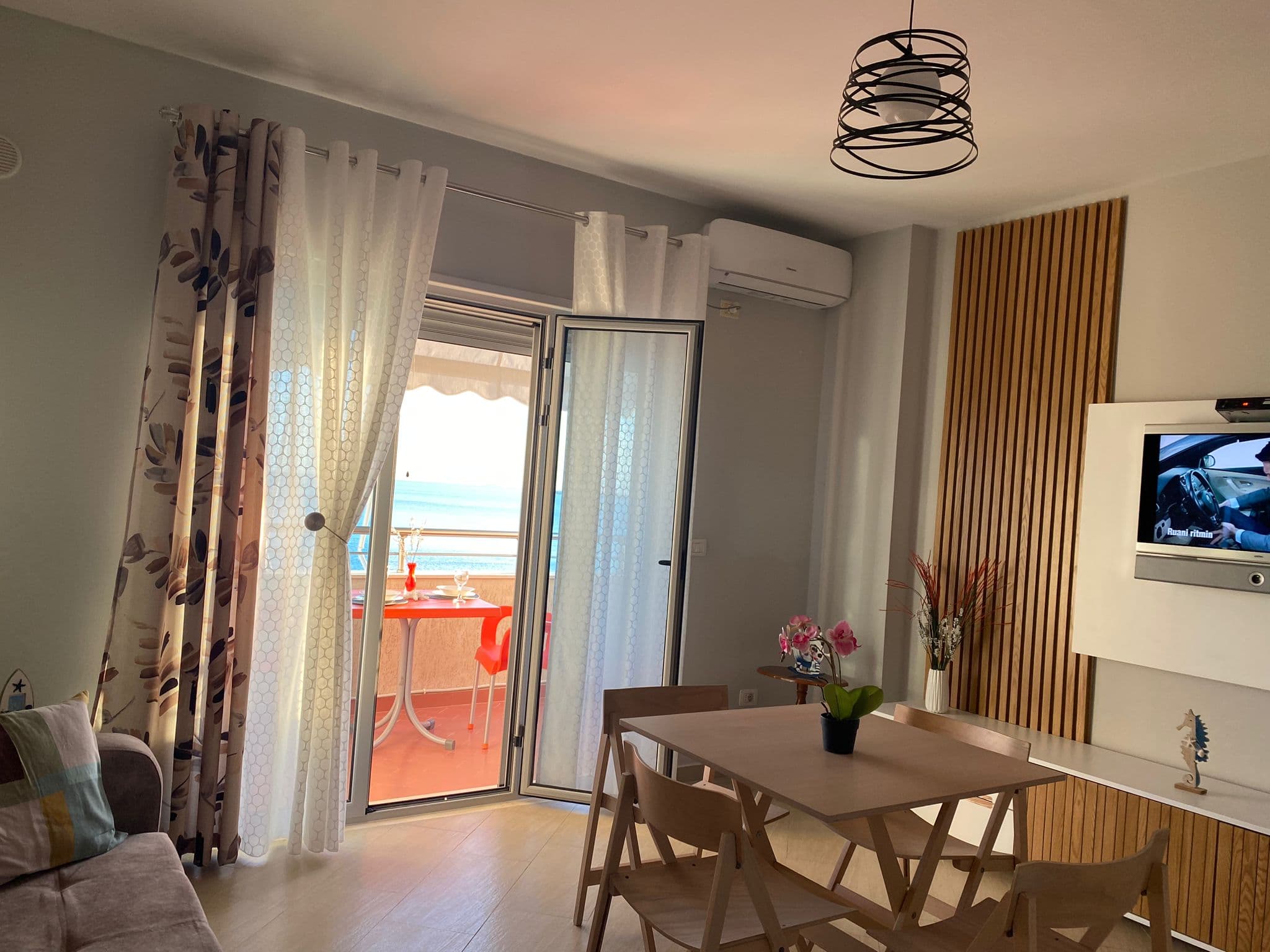 JEPET ME QERA APARTAMENT 1+1 NE ZONEN E PLAZHIT, DURRES 1