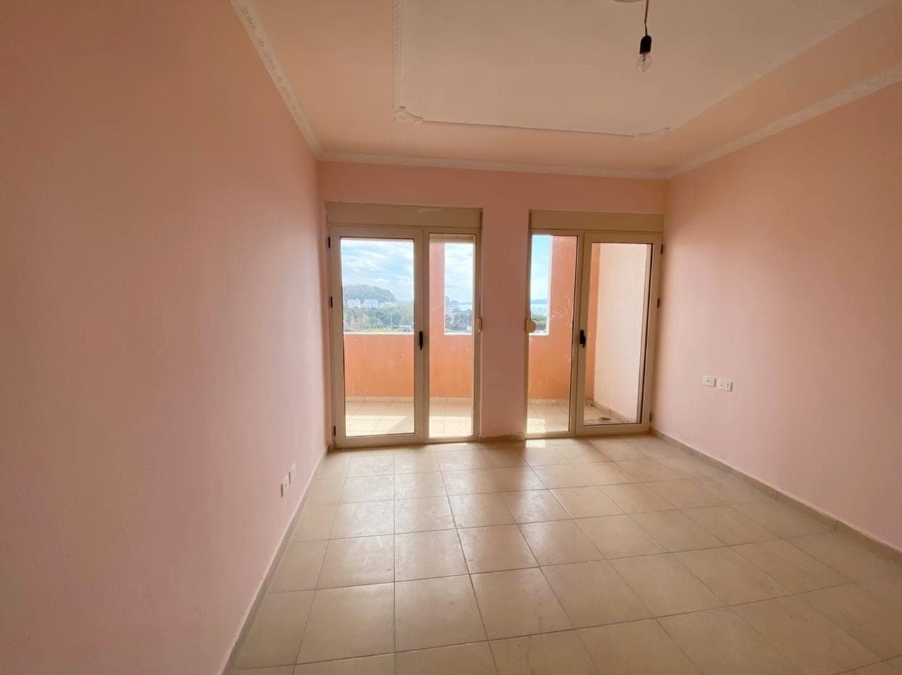 SHITET APARTAMENT 1+1 KOMPLEKS ROTONDO,PLEPA,DURRES. 4