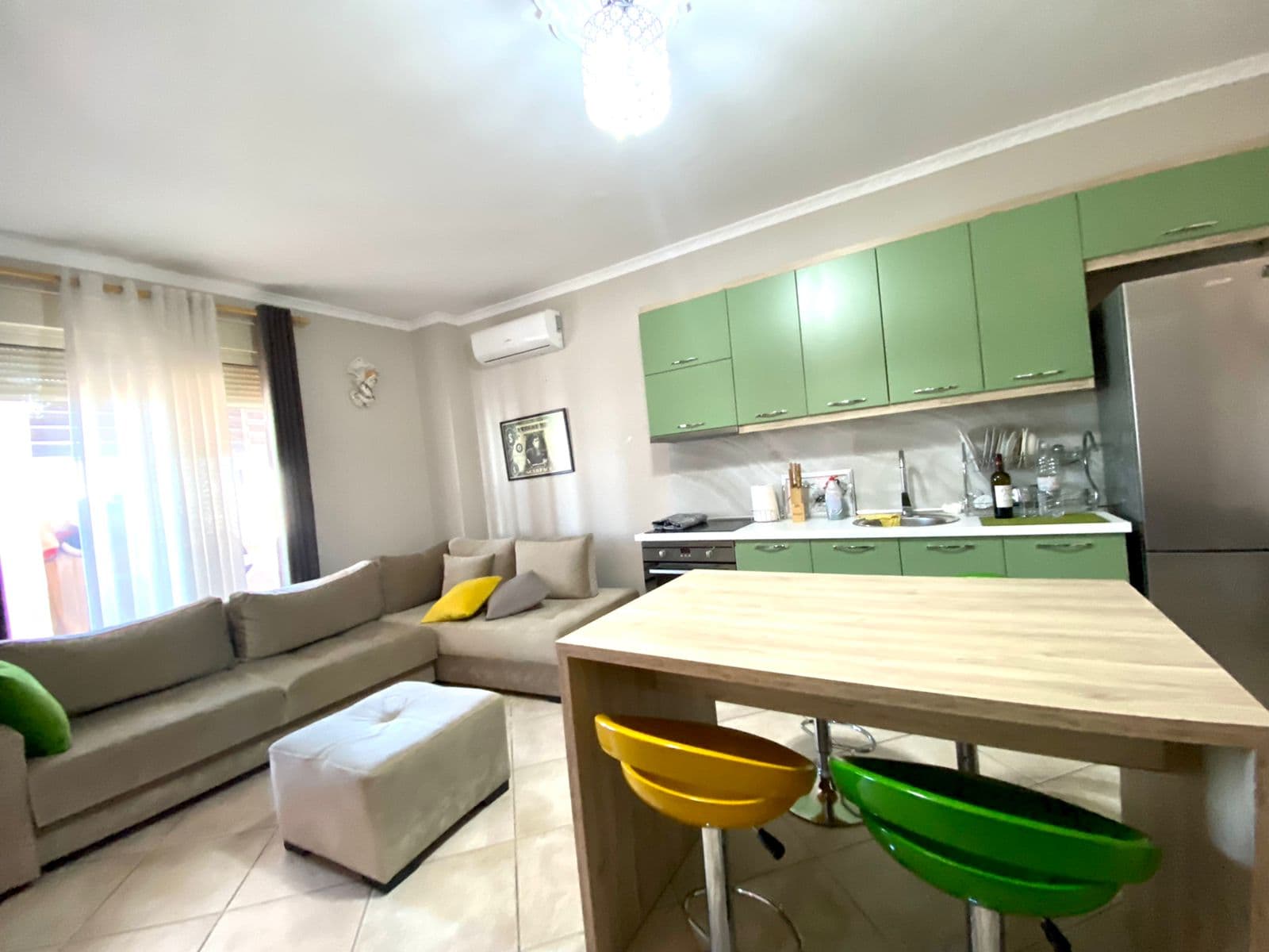 SHITET APARTAMENT 1+1 PRANE URES SE DAJLANIT PLAZH, DURRES. 4