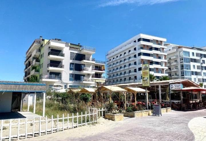 SHITET APARTAMENT 1+1 PRANE KOMPLEKSIT LAGUNA BLU, QERRET.