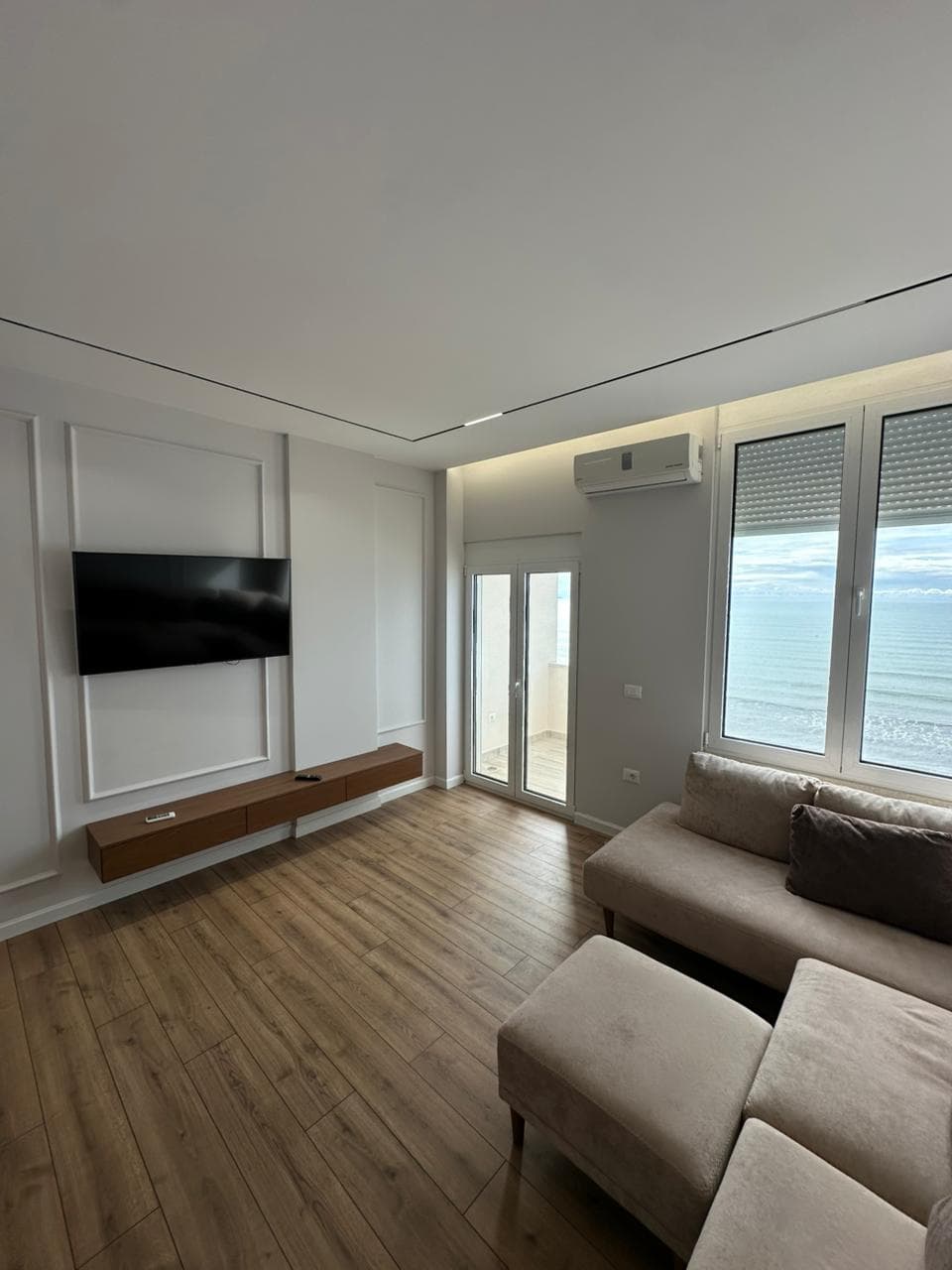 SHITET APARTAMENT 1+1 RROTA E KUQE PLAZH, DURRES