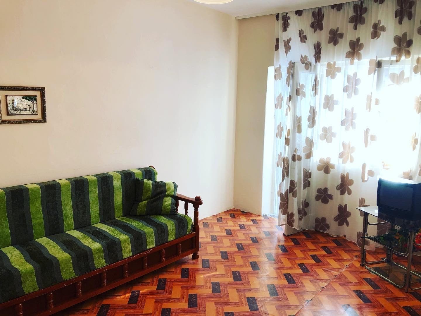 SHITET APARTAMENT 2+1 PRAN TREGUT FSHATAR,DURRES! 4