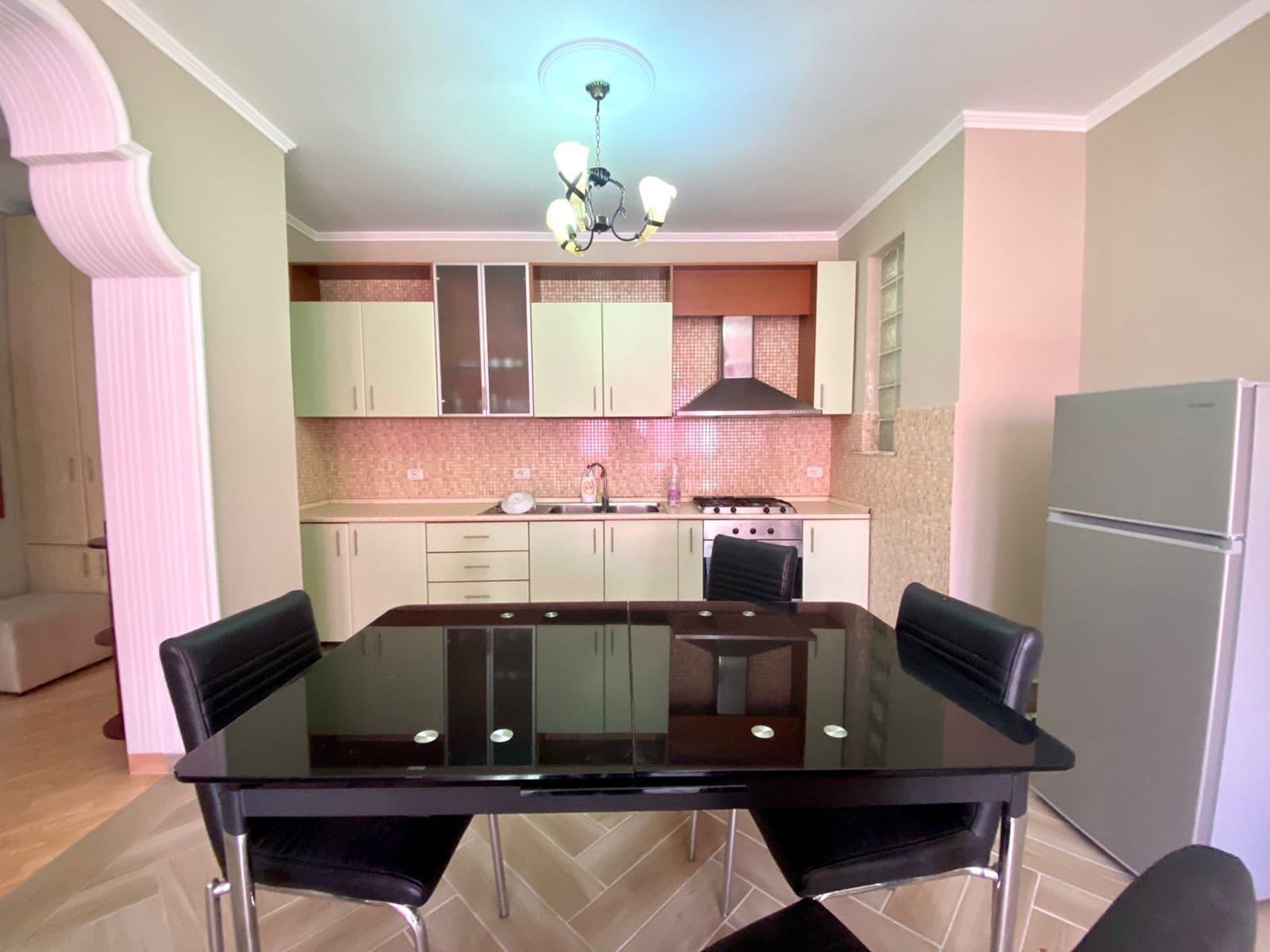 SHITET APARTAMENT 2+1 TEK MAX ROYAL G GOLEM,DURRES. 2