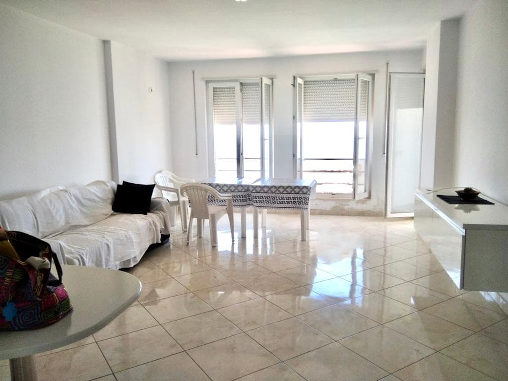 SHITET APARTAMENT 2+1 ME PAMJE NGA DETI,PRANE URES SE DAJLANIT,PLAZH,DURRES. 3