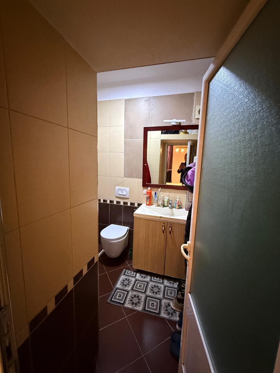 SHITET APARTAMENT 2+1 GJYKATA DURRES 4