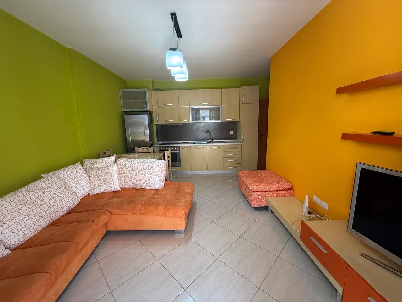 SHITET APARTAMENT 2+1 TEK ROYAL DYRRES 4