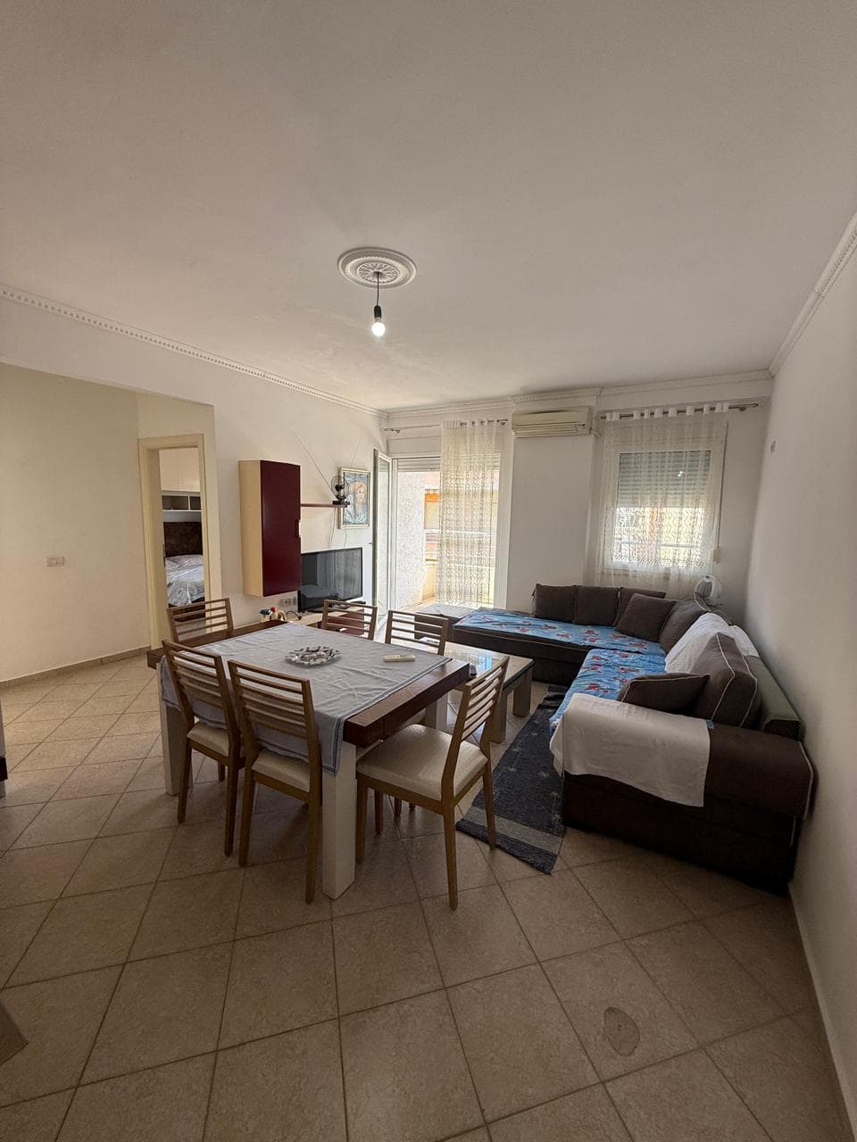 SHITET APARTAMENT 2+1 SHKEMBI KAVAJES