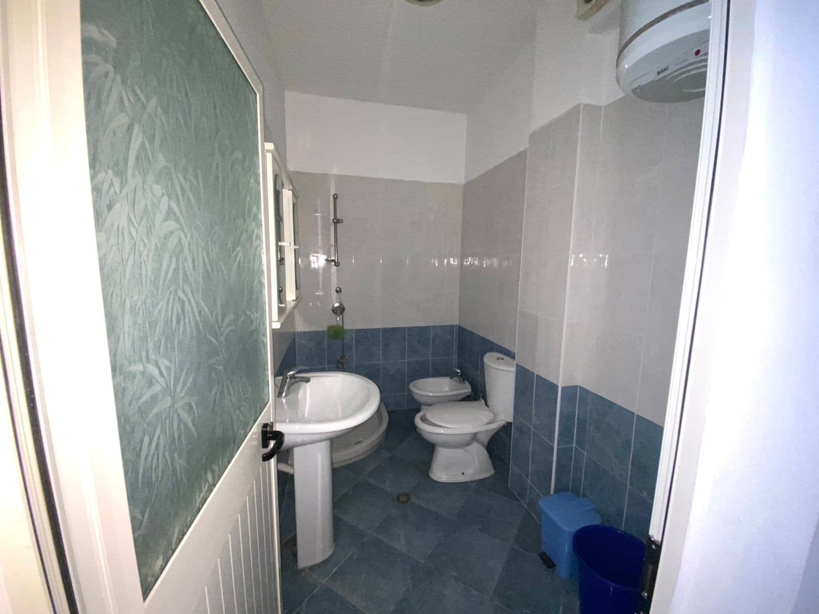 SHITET APARTAMENT 1+1 PRANE HOTEL GERMANY PLAZH, DURRES. 4