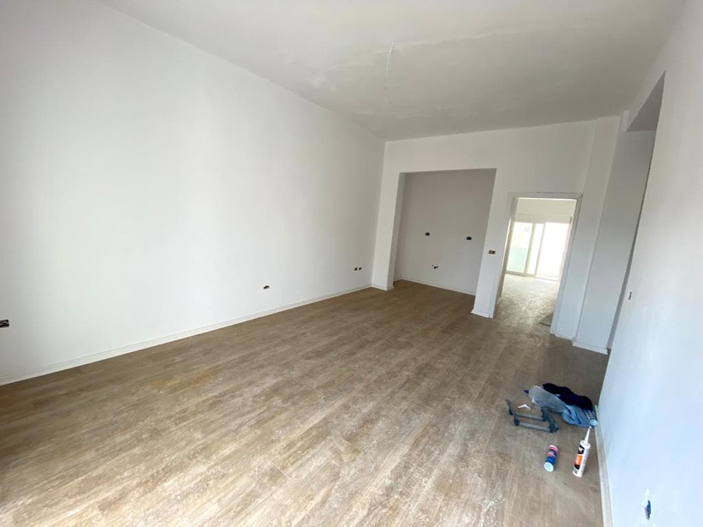 SHITET APARTAMENT 2+1+TARACE RRUGA TAULANTIA, VOLLGA ,DURRES. 3