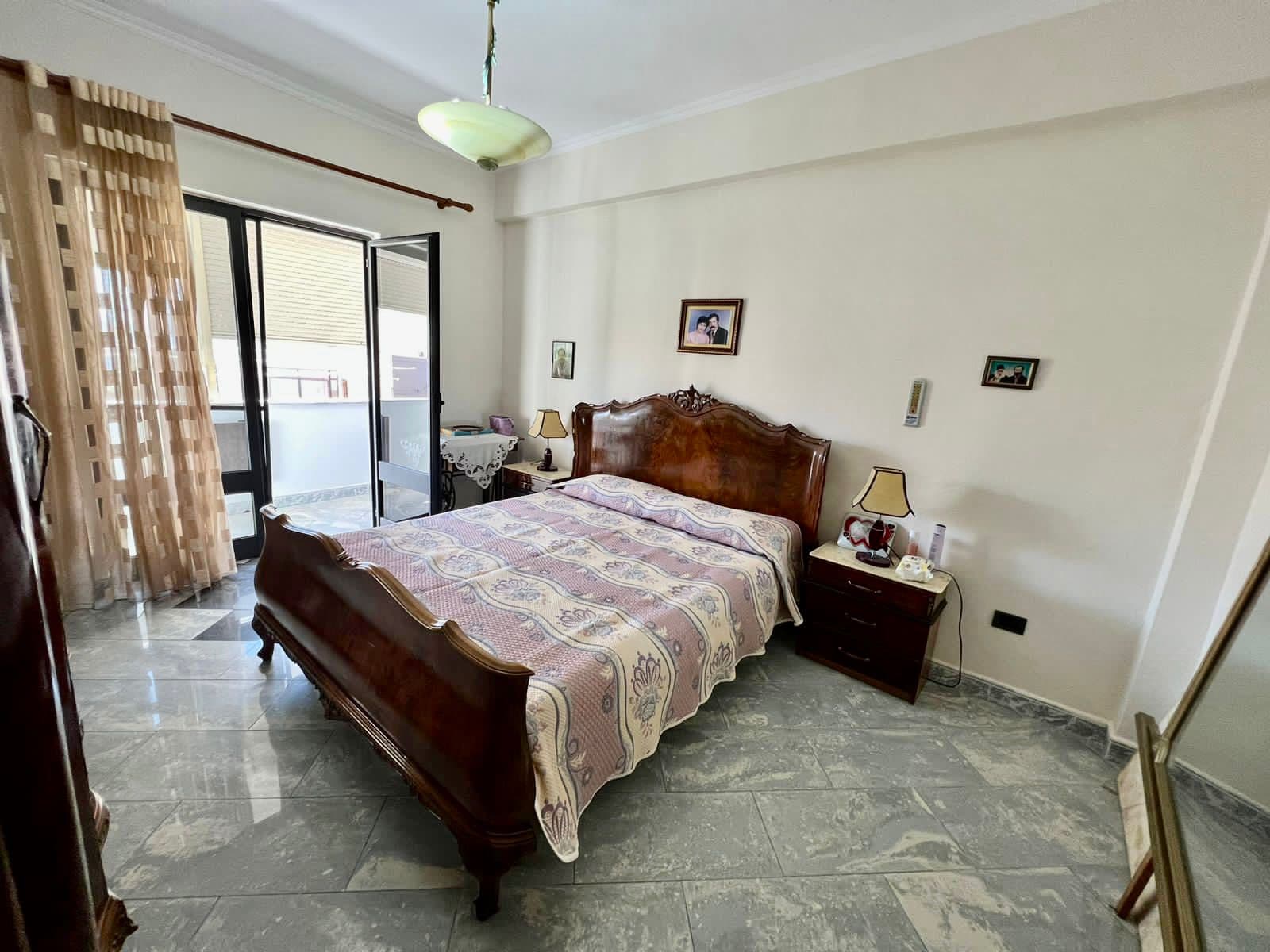 SHITET APARTAMENT 2+1 PRANE STADIUMIT, DURRES. 4