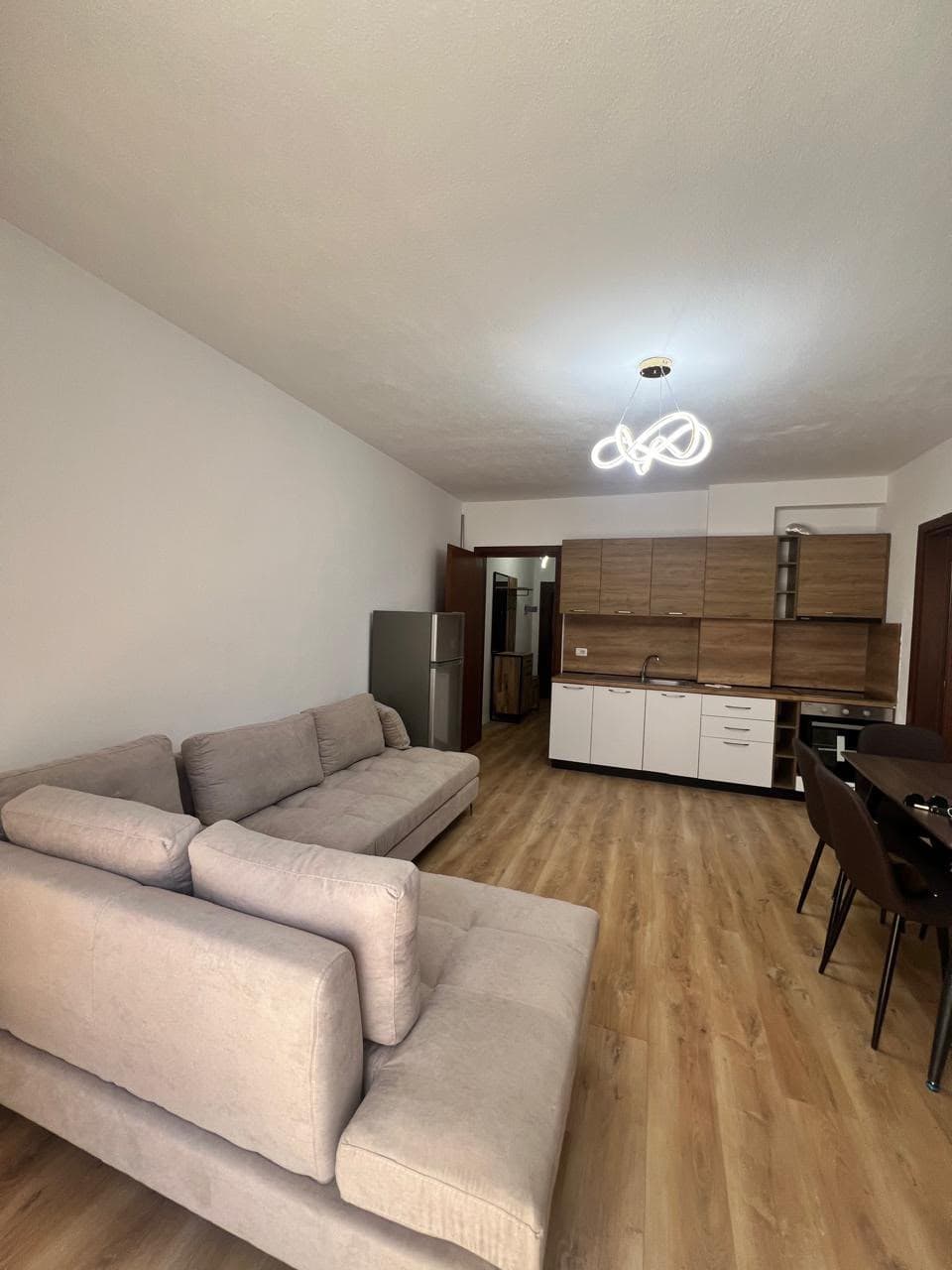 SHITET APARTAMENT 1+1 NE KOMPLEKSIN ALB ADRIATIK,GOLEM 2