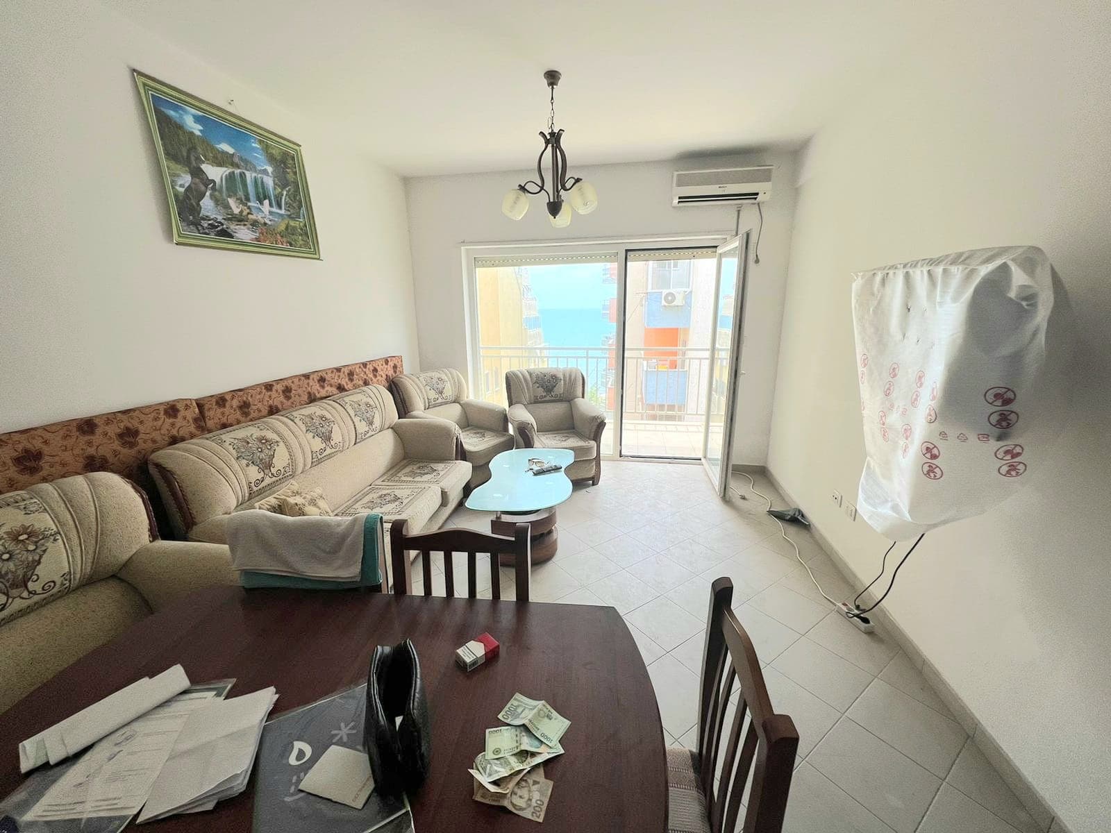 SHITET APARTAMENT 1+1 ME PAMJE NGA DETI,PRANE URES SE DAJLANIT,PLAZH,DURRES. 2