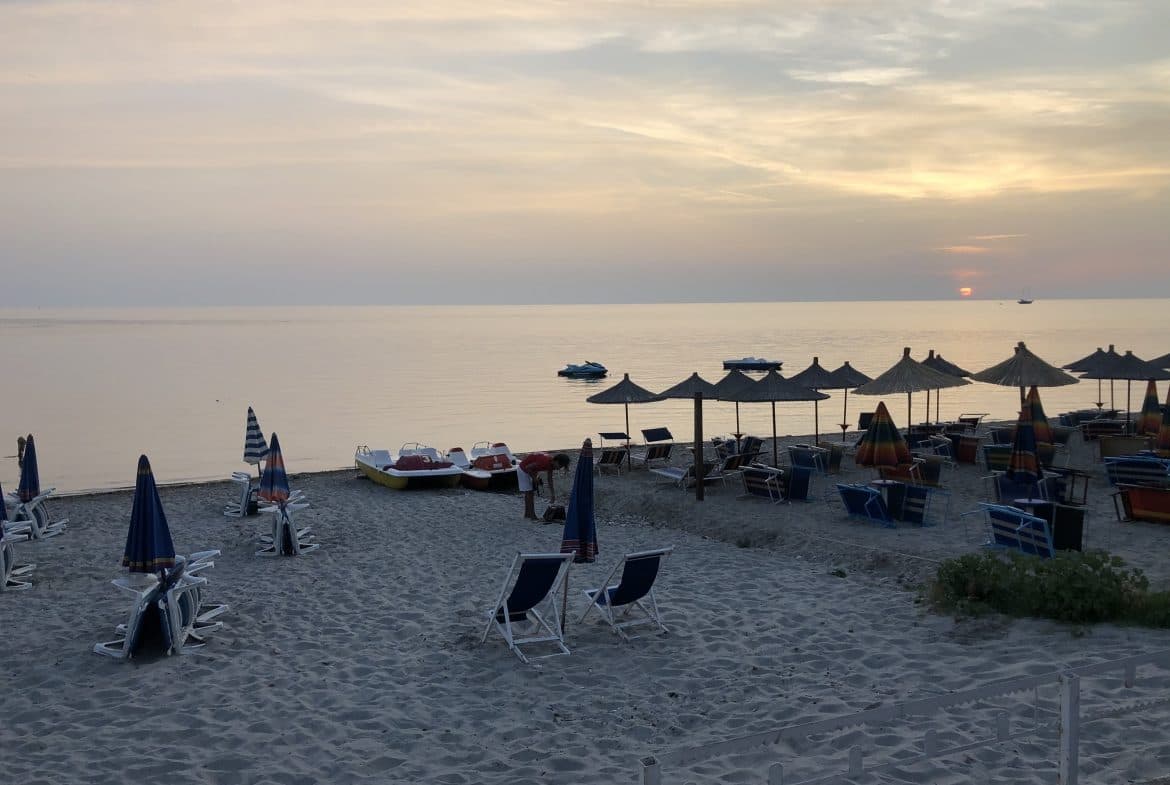 SHITET TRUALL BREGDET NE ZONEN E CURRILAVE,DURRES! 2
