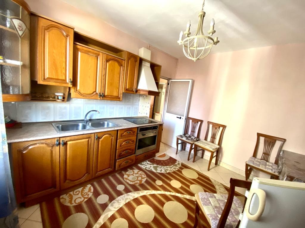 SHITET APARTAMENT 2+1 RRUGA EGNATIA, DURRES. 4