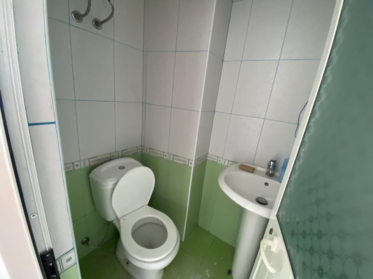 SHITET AMBIENT BIZNESI RRUGA ADRIA, DURRES. 3