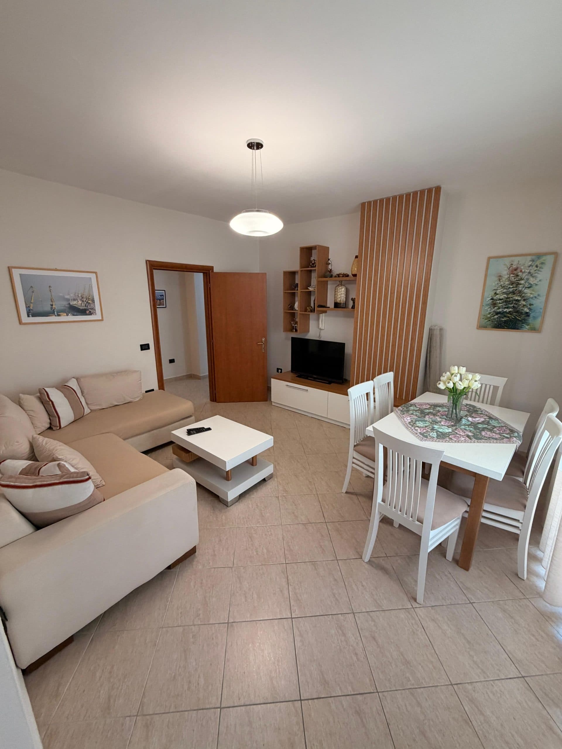 JEPET ME QERA APARTAMENT 1+1 TEK RRUGA E PORTIT, DURRES 2