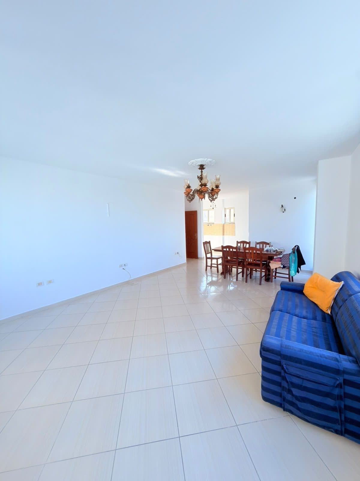 SHITET APARTAMENT 3+1+2 NE ZONEN E SHKOZETIT, DURRES