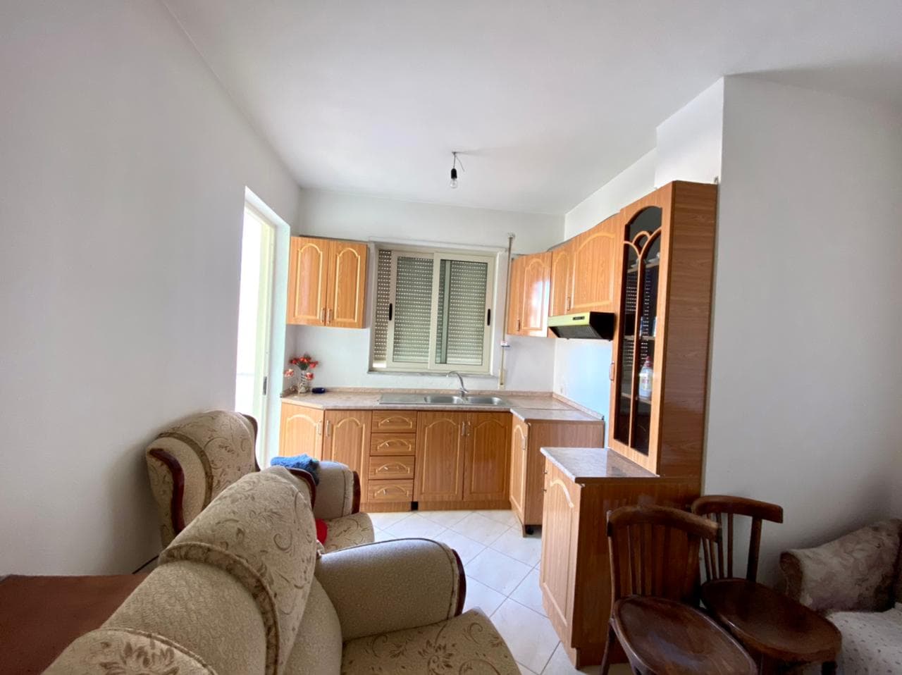 SHITET APARTAMENT 1+1 RRUGA ALEKSANDER GOGA, DURRES. 3