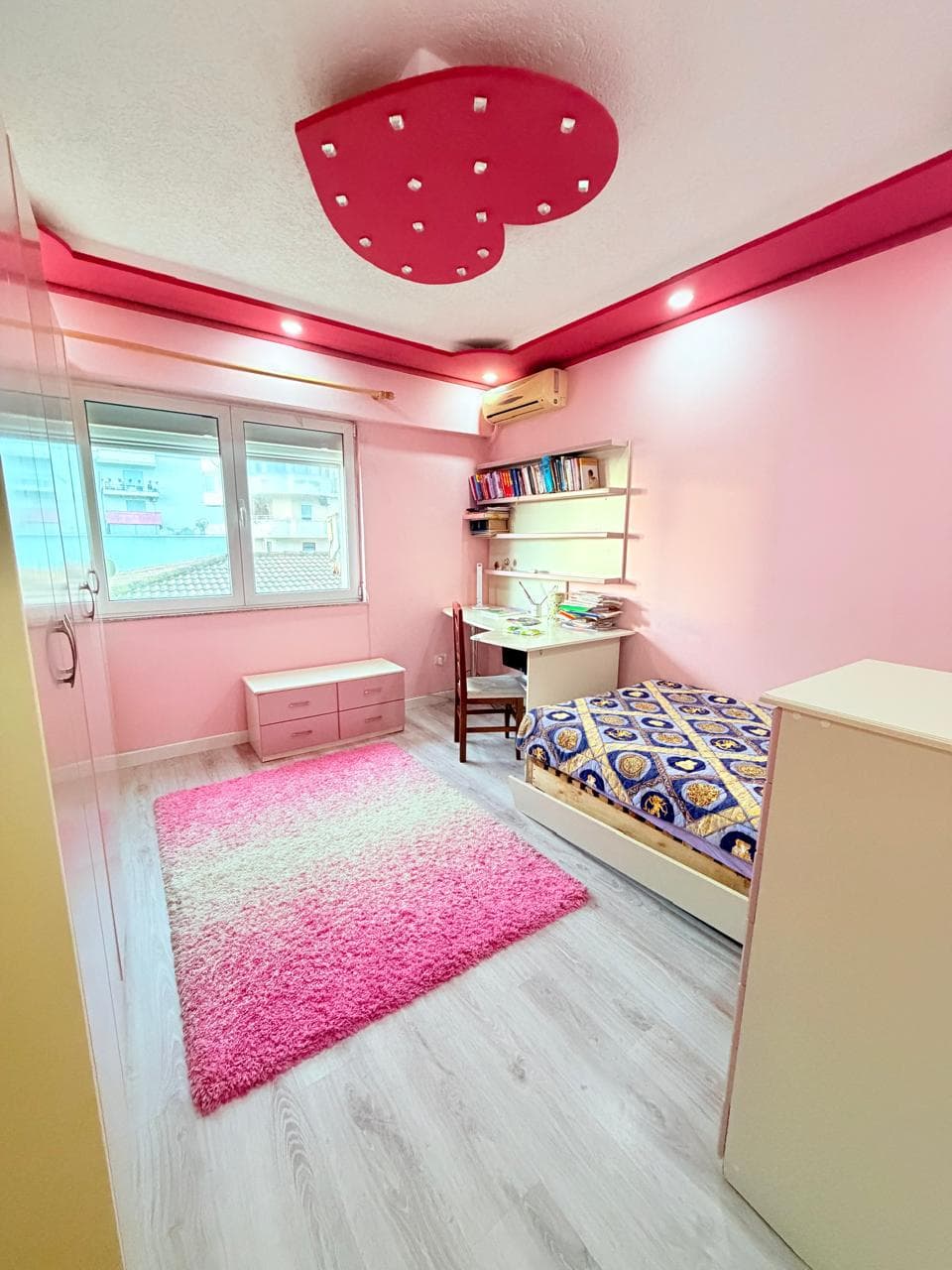 JEPET ME QERA APARTAMENT 2+1 VOLLGA DURRES 4