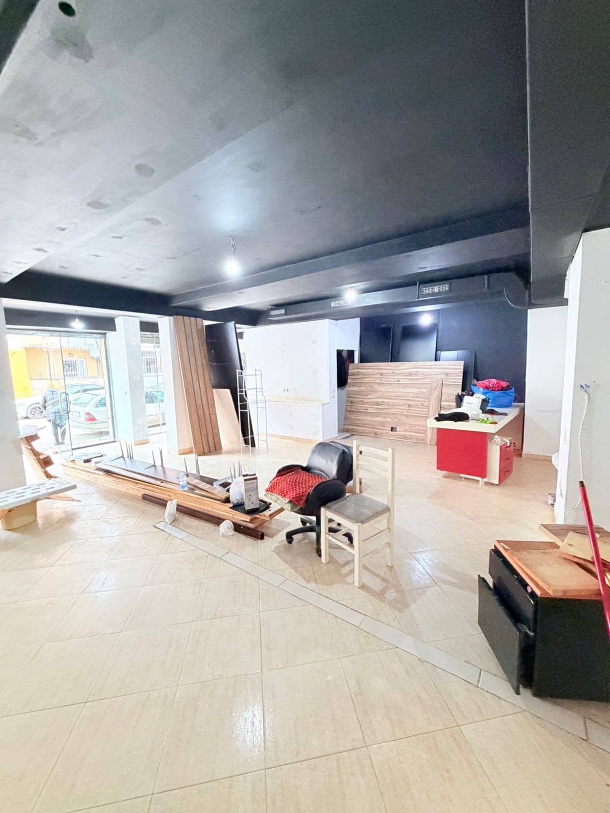 JEPET ME QERA AMBIENT BIZNESI ISH FABRIKA E BUKES,DURRES. 3
