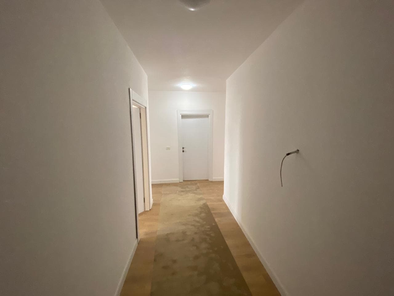 SHITET APARTAMENT 3+1+2, PRANE ISH URT, DURRES 2