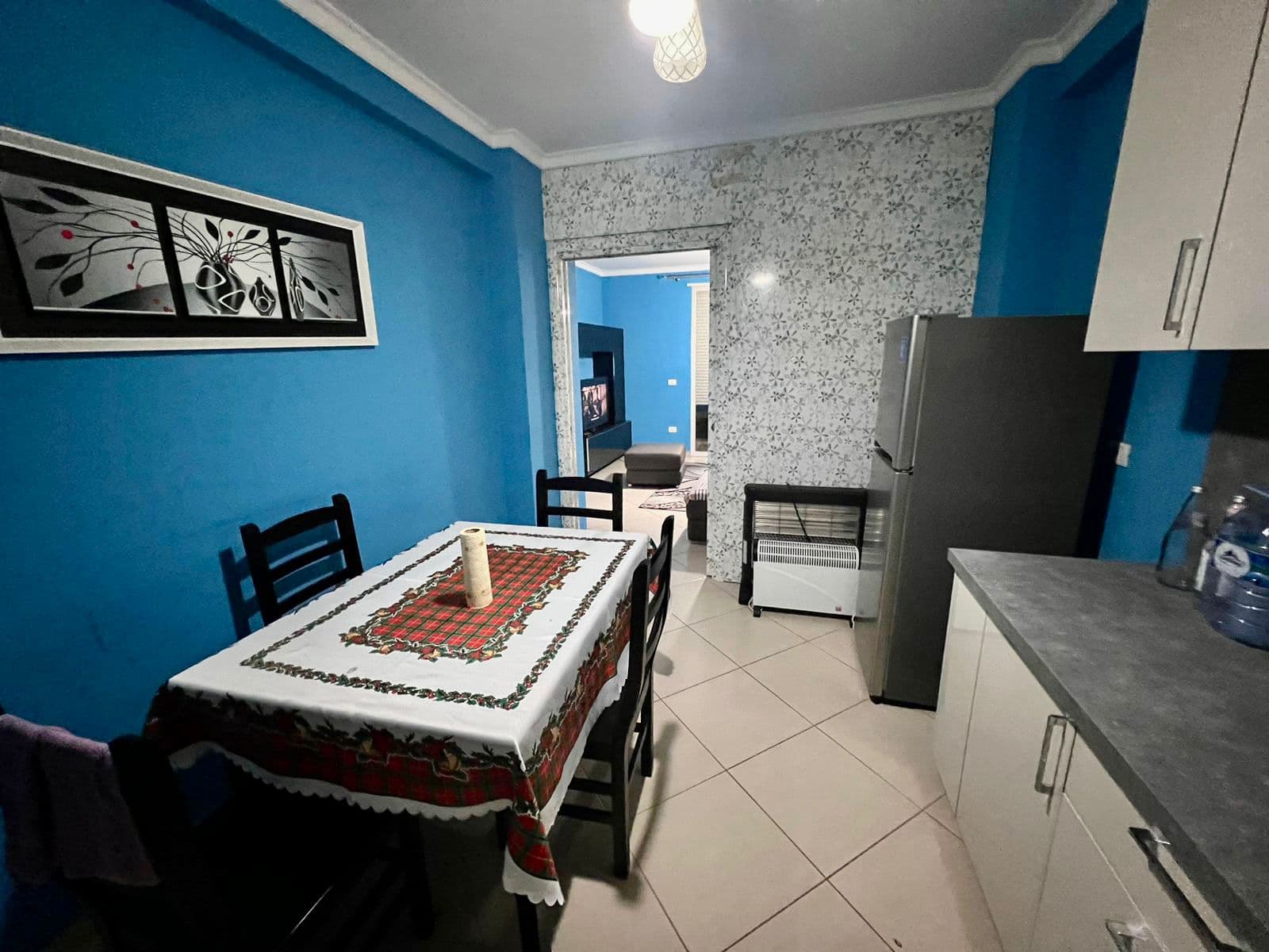 JEPET ME QERA APARTAMENT 1+1 PRANE MUZEUMIT, DURRES . 4