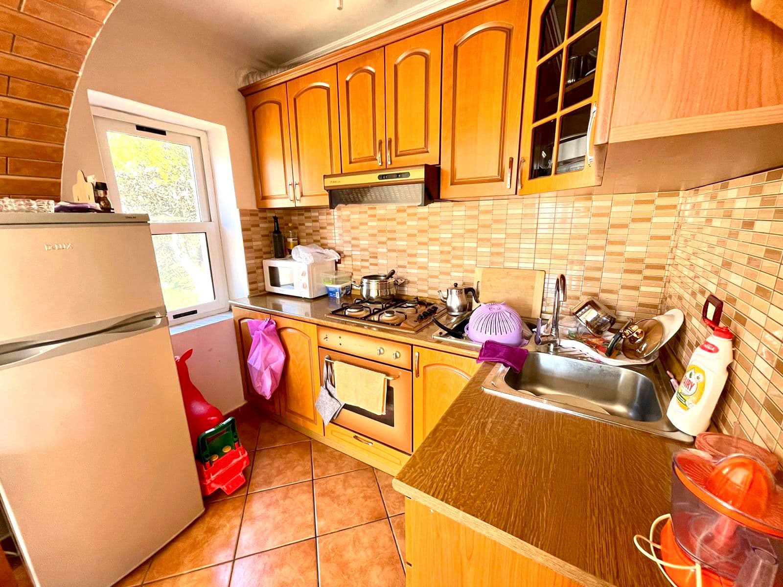 SHITET APARTAMENT 2+1 PRANE MUZEUMIT, QENDER, DURRES. 3