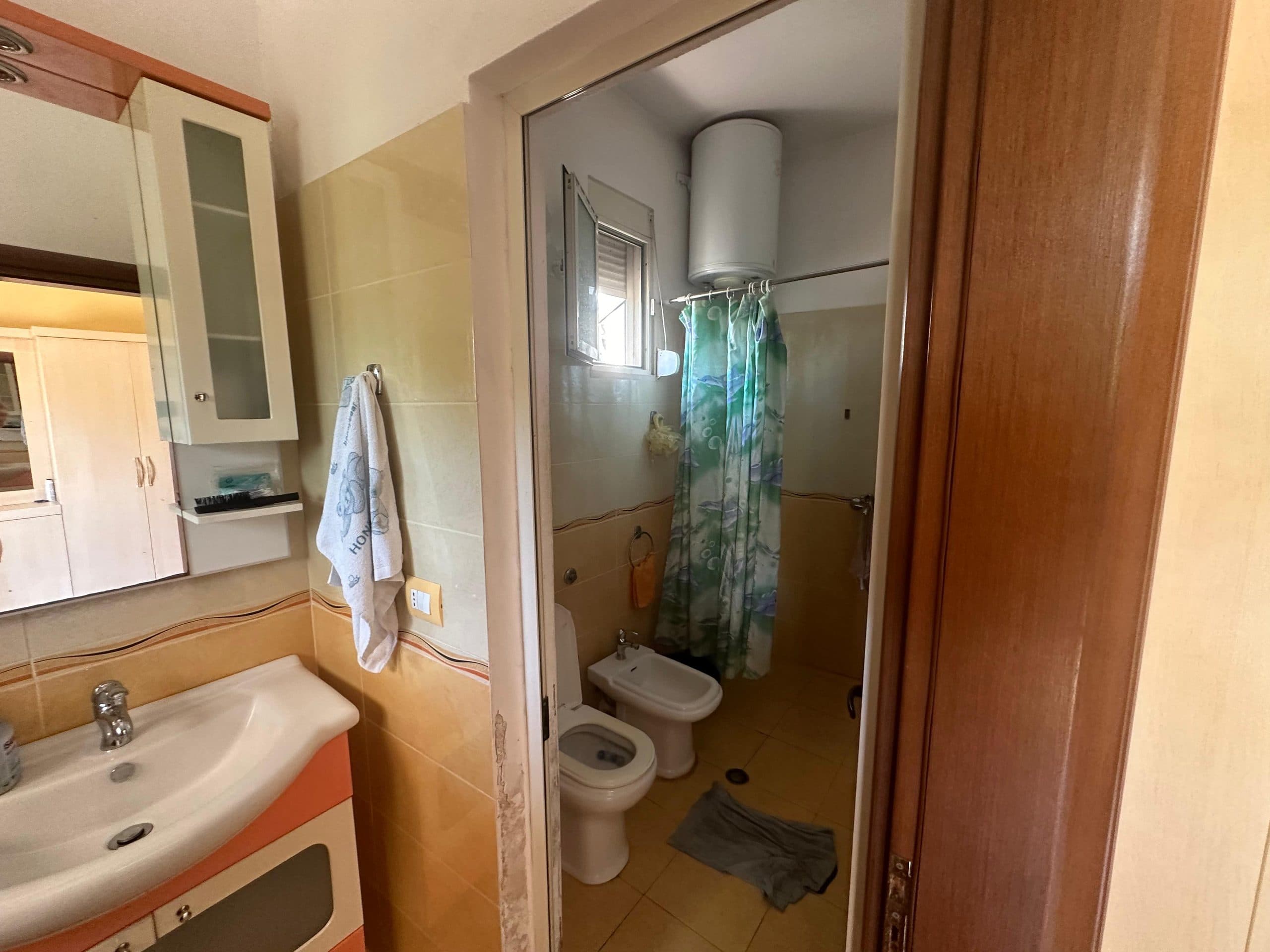 SHITET SHTEPI PRIVATE, SHKOZET, DURRES.