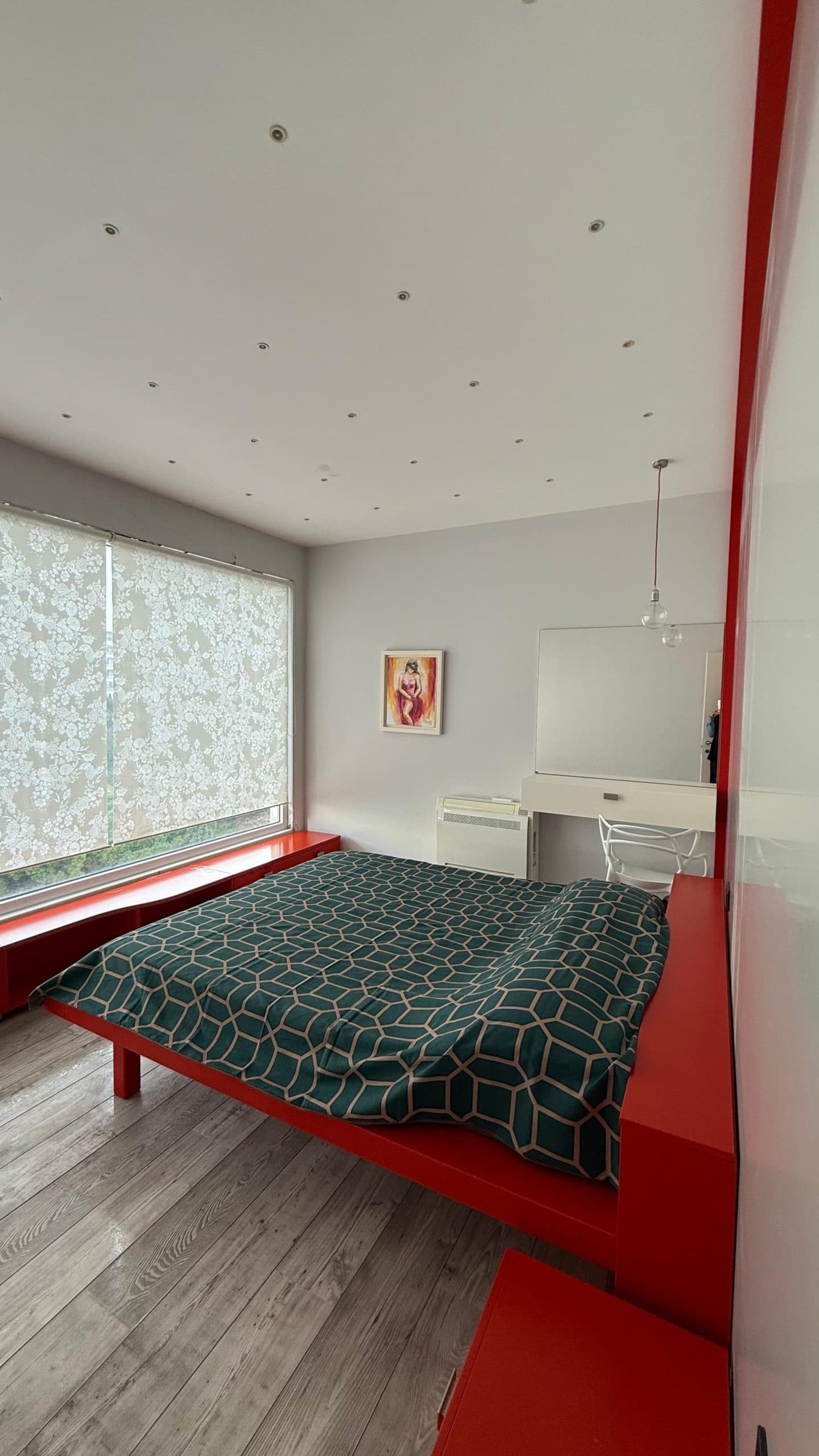 JEPET ME QERA APARTAMENT 2+1 TEK VILA ZOGUT 3