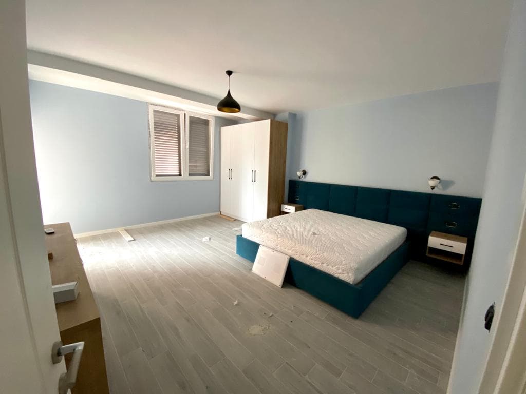 SHITET APARTAMENT 2+1 PRANE BAR OSLO, VOLLGA, DURRES. 3