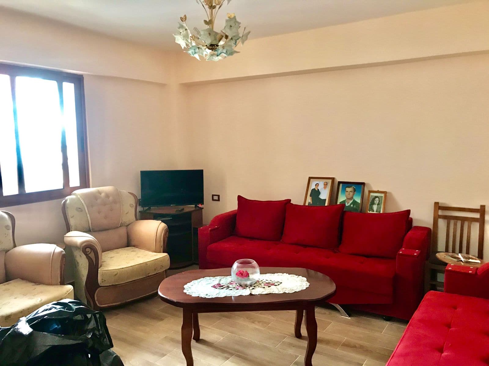 SHITET APARTAMENT 2+1 PRANE FLAGSHIP CENTER, DURRES.