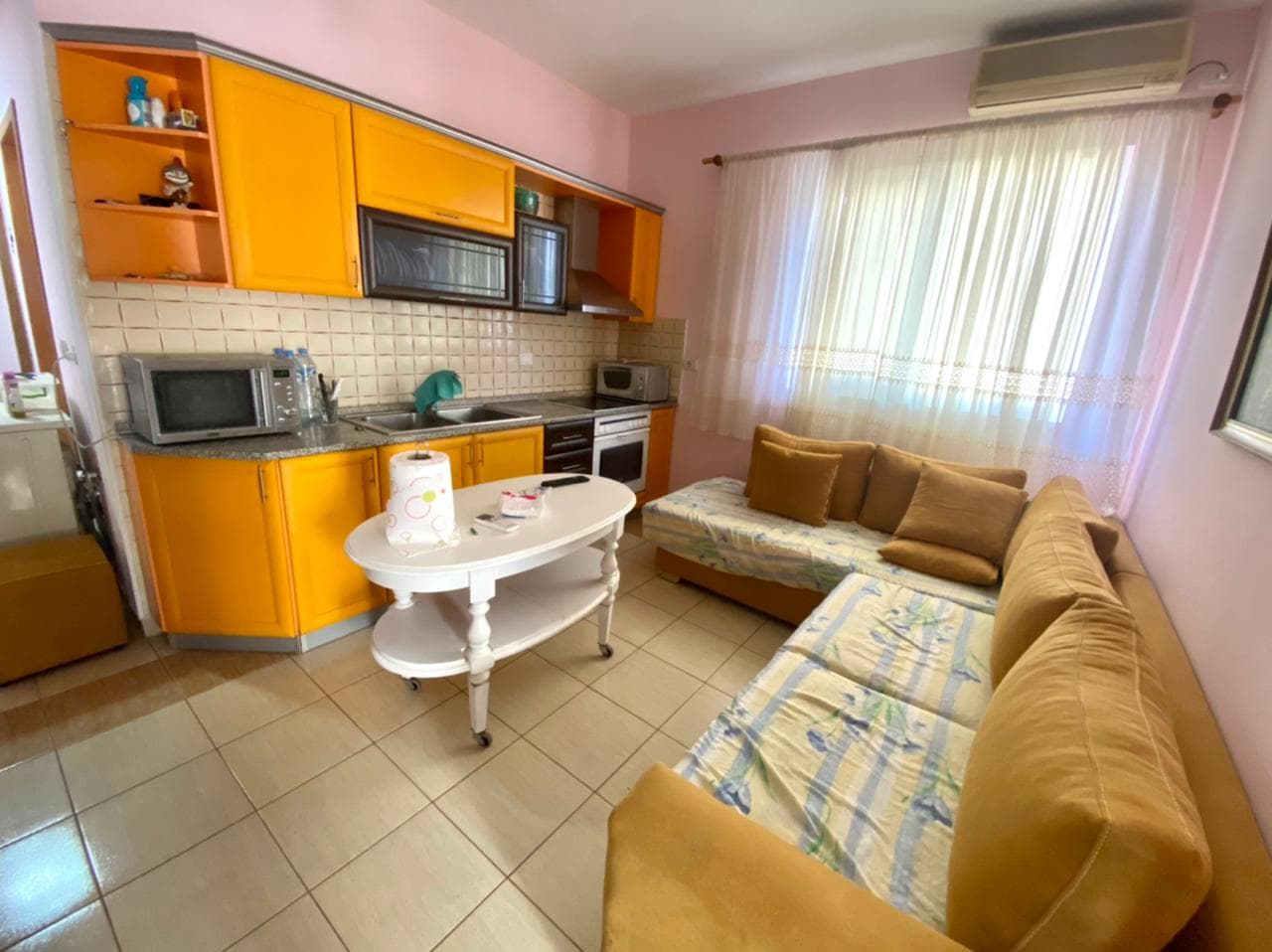 SHITET APARTAMENT 2+1 PRANE SHKEMBIT TE KAVAJES, DURRES.